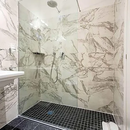 Bed & Breakfast 7florence 4*